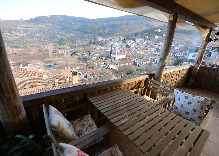 Zeytinli Konak * Selcuk